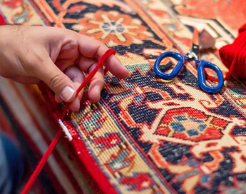 خدمات تخصصی و حرفه ای رفوی فرش در قالیشویی یوسف آباد 